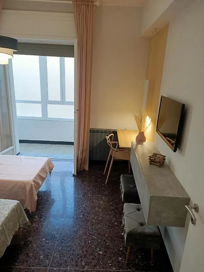 Casa Di Noemi - Seafront With Parking Apartment Savona 0*,  Italy