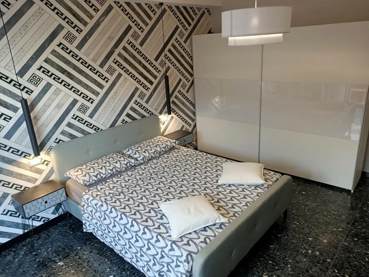 Casa Di Noemi - Seafront With Parking Apartment Savona 0*,