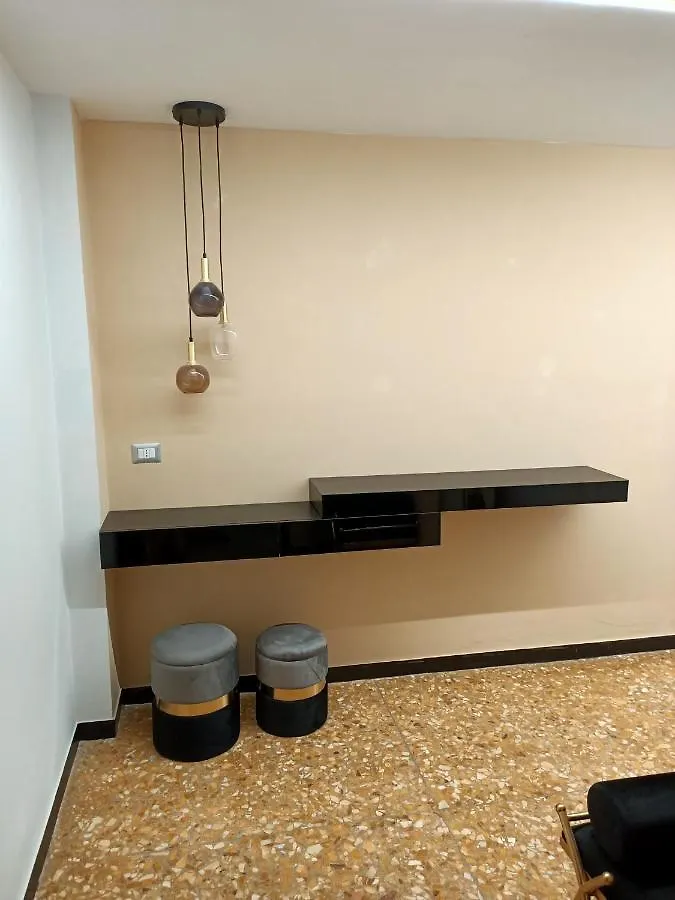 Casa Di Noemi - Seafront With Parking Apartment Savona