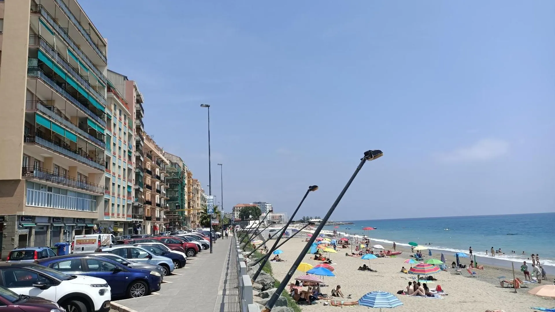Casa Di Noemi - Seafront With Parking Apartment Savona Italy