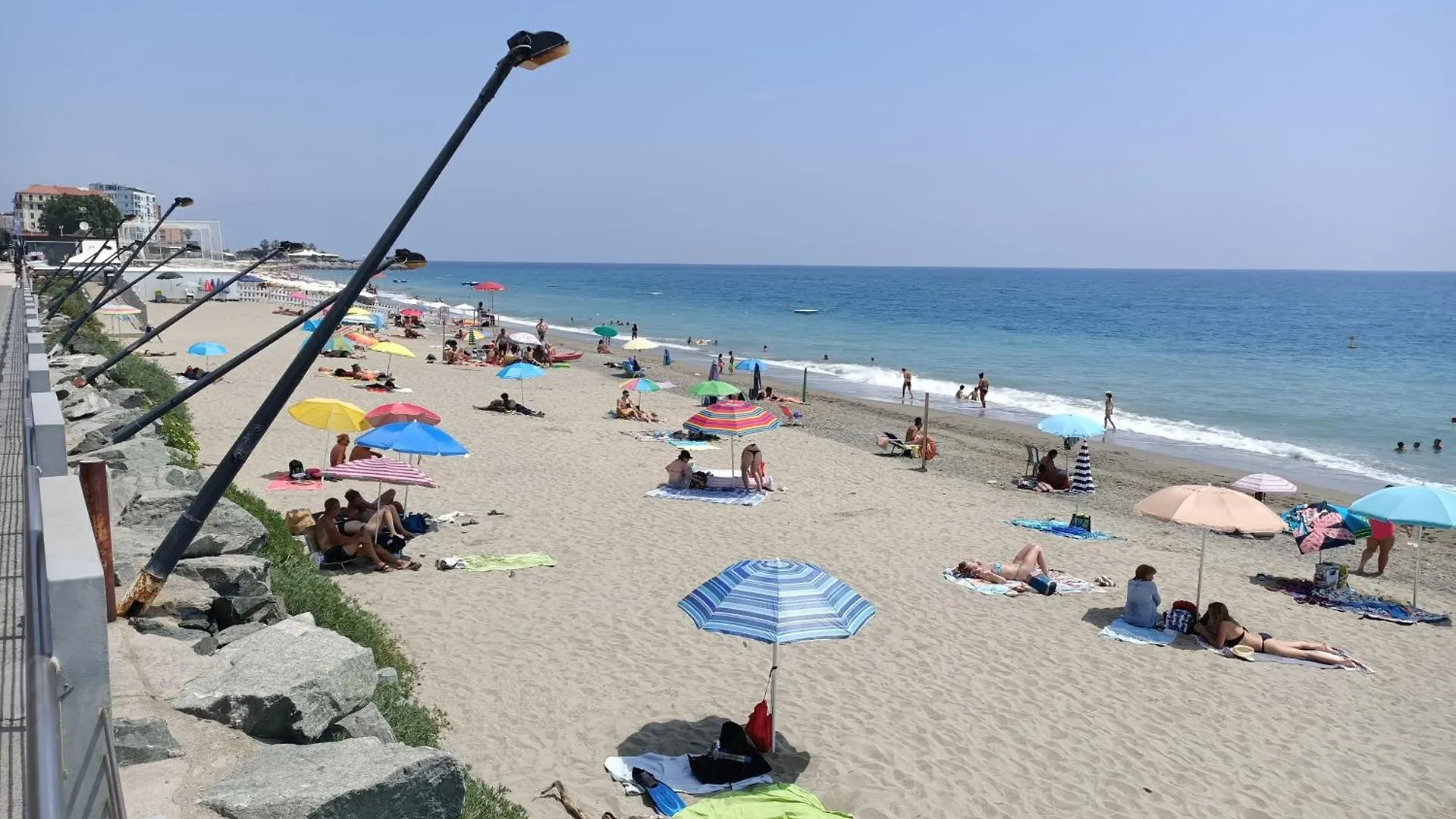 Casa Di Noemi - Seafront With Parking Apartment Savona